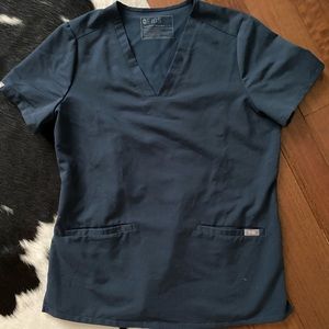 FIGS dark harbor scrub top S